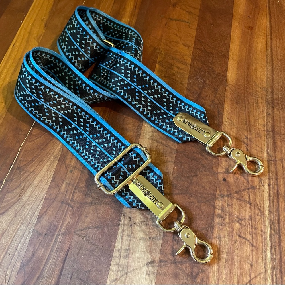 Lily Jade Cross Body Woven Strap Blue Geometric